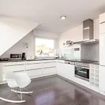 Architektenwohnungen Mit Panoramablick Bei Koeln Apartment