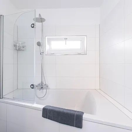 Architektenwohnungen Mit Panoramablick Bei Koeln Apartamento Lindlar