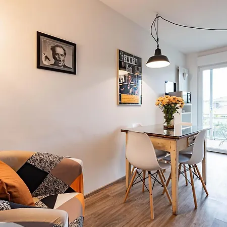 Apartment Architektenwohnungen Mit Panoramablick Bei Koeln *