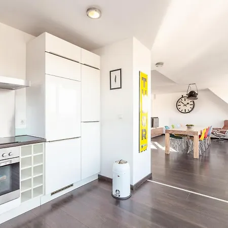 Architektenwohnungen Mit Panoramablick Bei Koeln Apartment