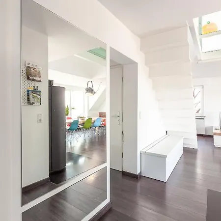 شقة Architektenwohnungen Mit Panoramablick Bei Koeln ليندلار