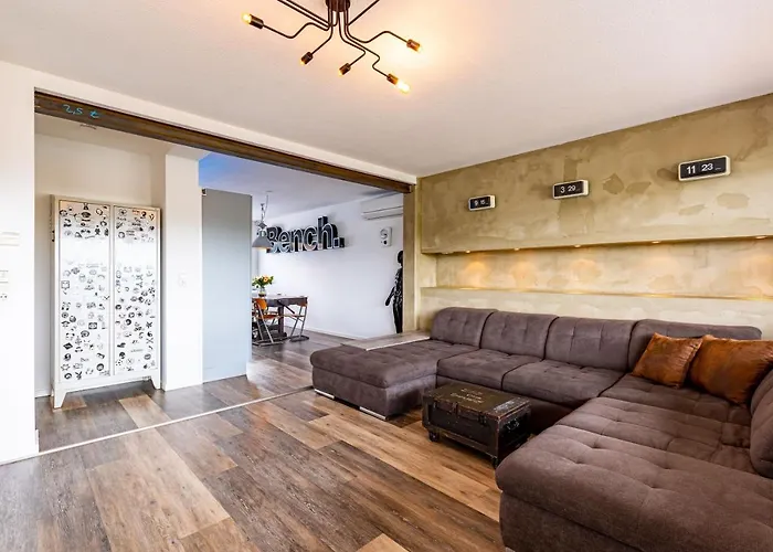 Architektenwohnungen Mit Panoramablick Bei Koeln