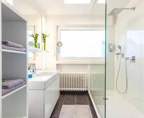 Architektenwohnungen Mit Panoramablick Bei Koeln 林德拉